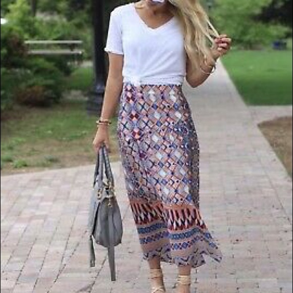 🆕HD PARIS│Olympia Silk Skirt by Anthropologie - Picture 2 of 9